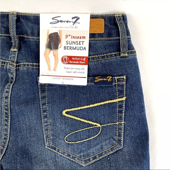 New Seven7 Women's 9" Inseam Stretch Sunset Bermuda Shorts Sz 4 Rolled Cuff NWT - Picture 2 of 6